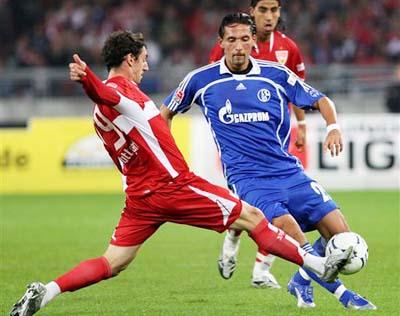 总是在场上 总是在场上